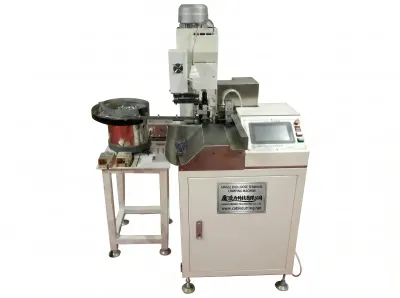 Vollautomatische Einend-Crimpmaschine für lose Klemmen WPM-R9B