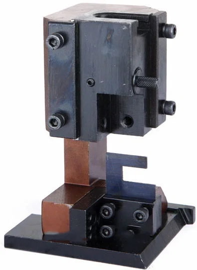 Crimpform für Anschlüsse