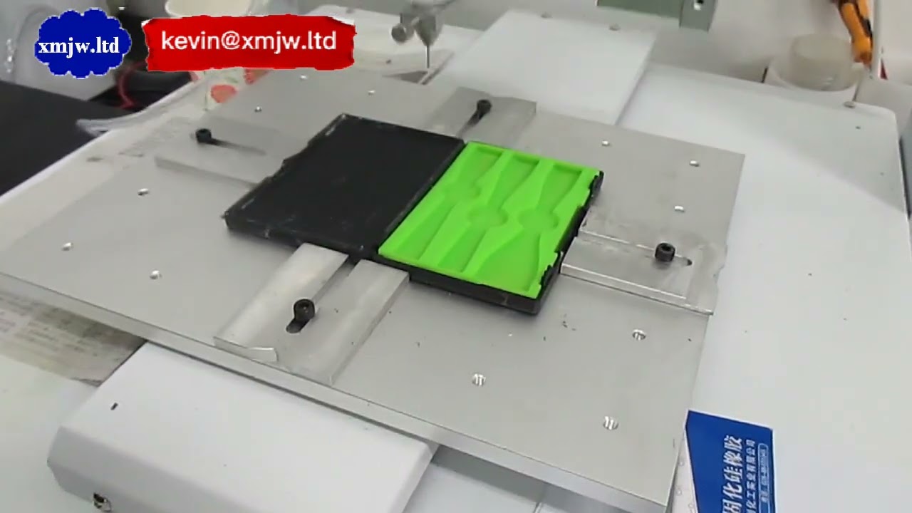Desktop-Flüssigkleber-Dispenser: Epoxidharz-Vergussmaschine für präzises Dosieren