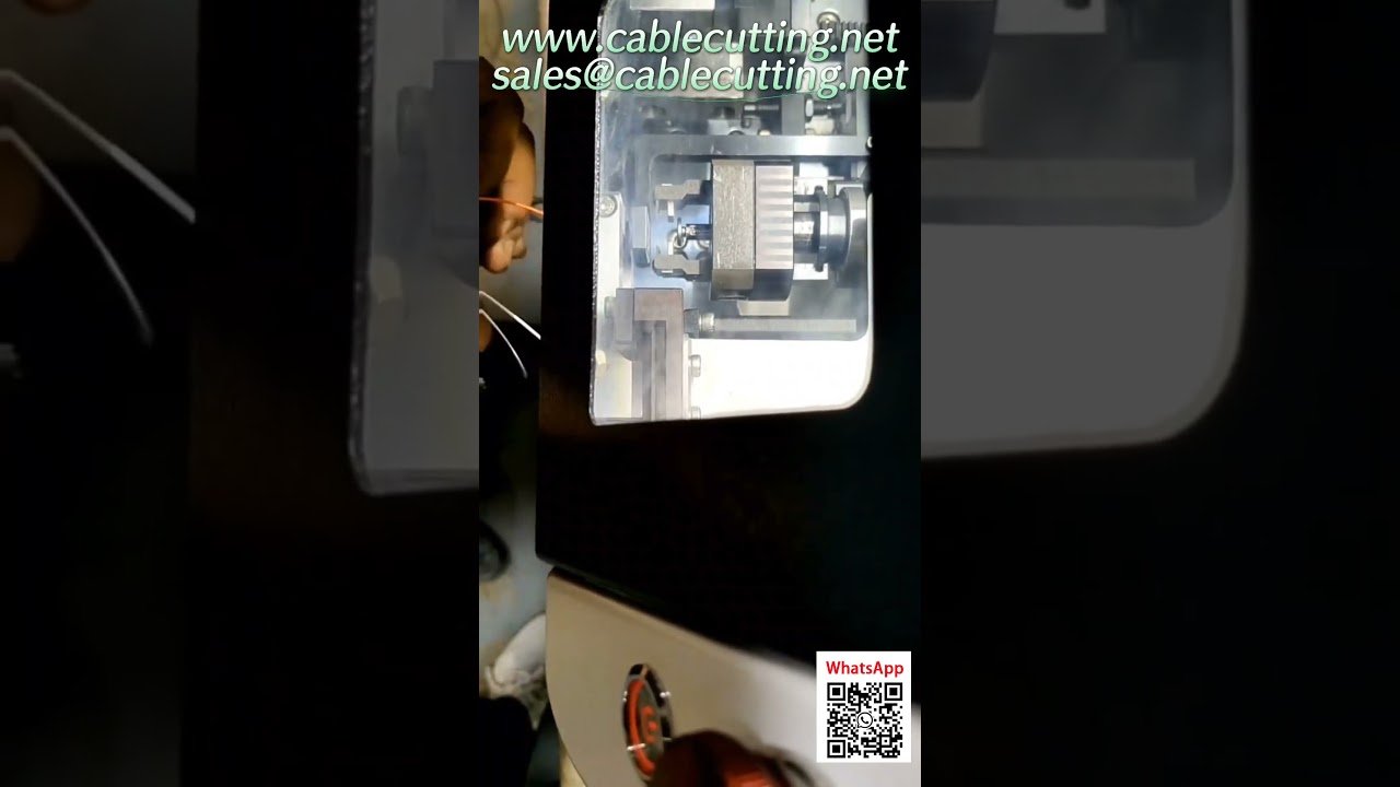 Präzise Aderendhülsen-Crimpmaschine für 0,3–3 mm² – Automatische Verarbeitung