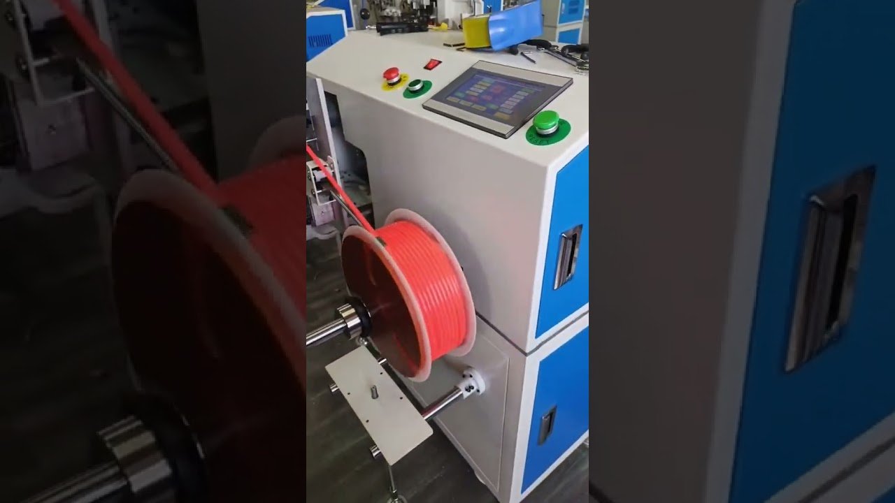 Effizienter Schlauchwickler mit präziser Längenmessung & sauberer Wicklung für Weich- und PVC-Schläuche | Fabrikautomation