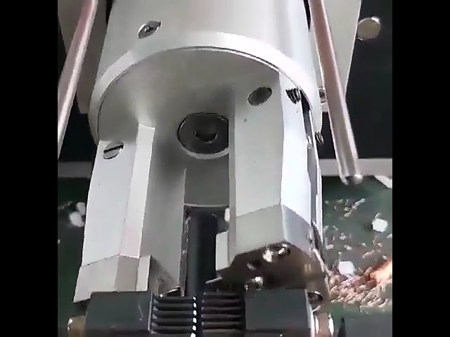 Automatische Koaxialkabel-Abstreifmaschine | Präzise & Effiziente Kabelbearbeitung