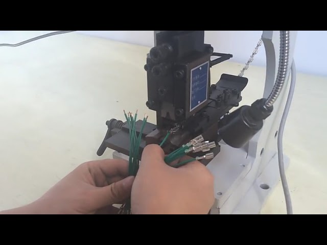 Automatische Aderendhülsen-Crimpmaschine | Präzises Crimpen für industrielle Fertigung