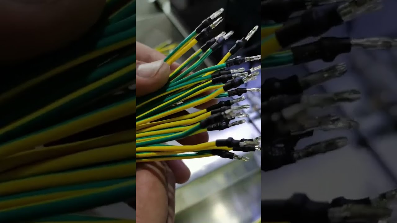 Effiziente Wärmeschrumpfschlauch-Maschine für gecrimpte Drähte | Kabelabisolierung & Drahtverarbeitung