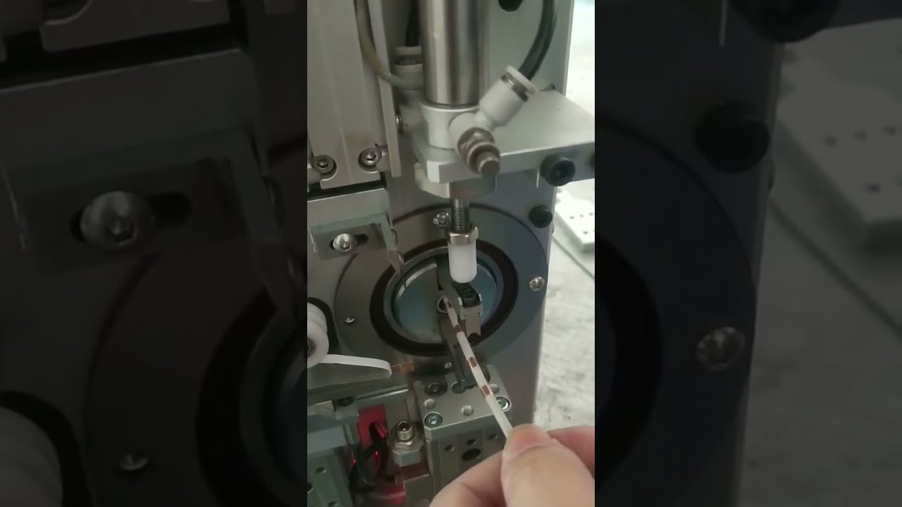 Alufolien-Wickelmaschine für Kabel | Individueller Wickelgrad | Automatisierte Fabrikausrüstung