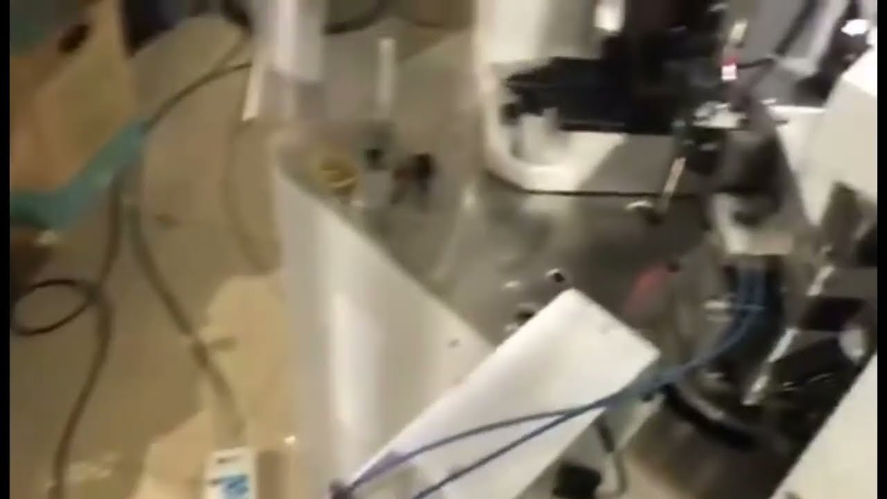 Doppel-Abisolier- und Crimpmaschine für Kabel – Präzises Schneiden, Abisolieren und Crimpen