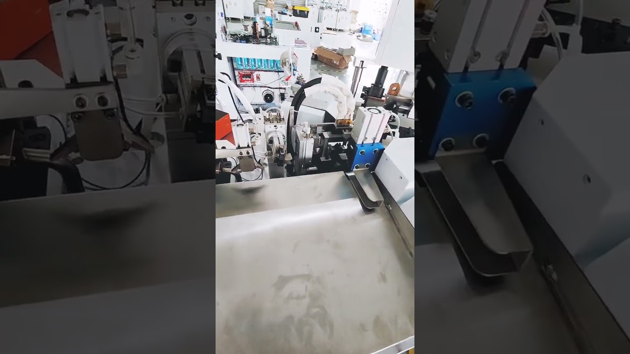 Vollautomatische Abisolier- und Crimpmaschine für hochtemperaturbeständige Nylon-Geflechtleitungen #Fabrik