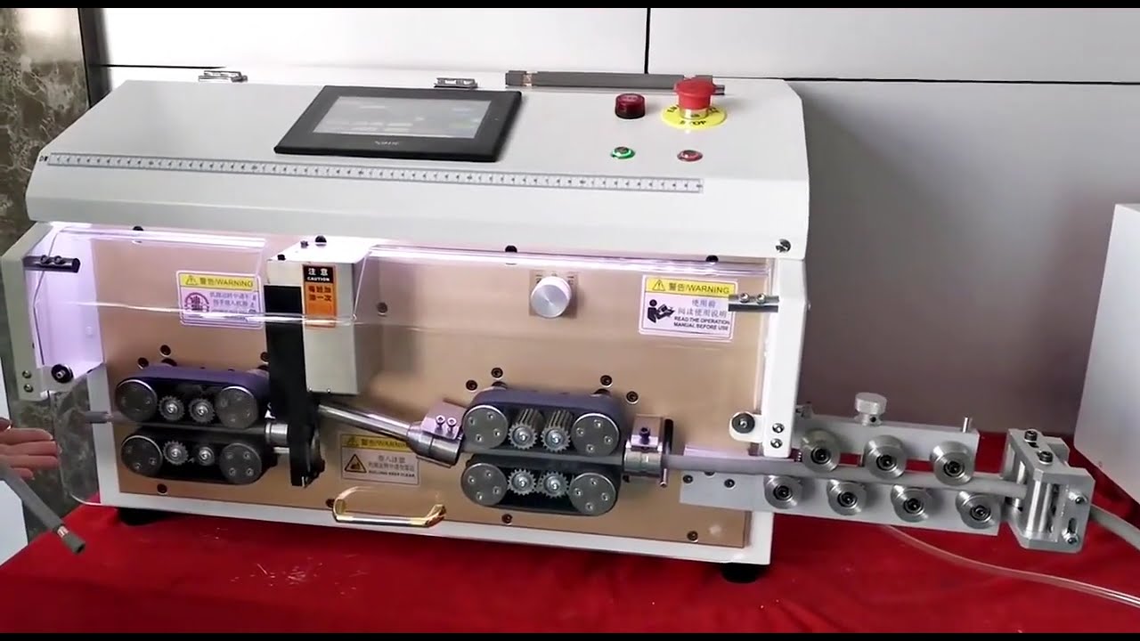 35 mm² Computer-Kabelabisoliermaschine mit Transportband – Einstellbare Abisollänge vorne und hinten