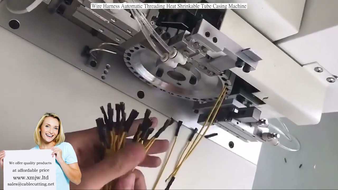 Automatische Einfädelmaschine für Kabelbäume mit Schrumpfschlauch