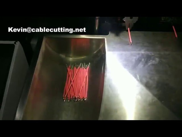 Kabelschuh-Crimp-, Abisolier- und Schneidemaschine für Kabel und PCB-Klemmen
