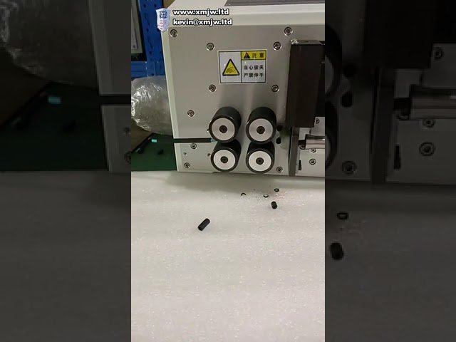 35 mm² Intelligente Computer-Kabelabisolier- und Schneidemaschine – Präzise & Automatisiert