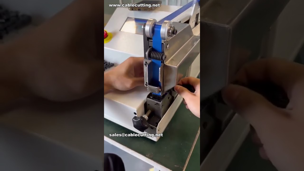 Spot-Abklebemaschine für Geflechtschläuche an Kabelbäumen – Effiziente Fabrikautomatisierung