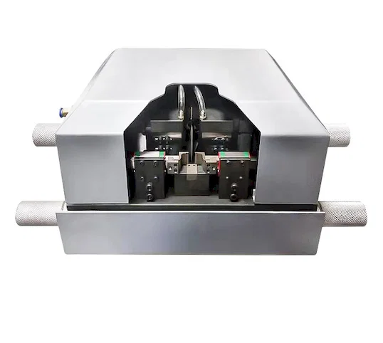 Mehrkern-Parallel-Drahtabisolierer WPM-012 - Halbautomatische Drahtbürstmaschine